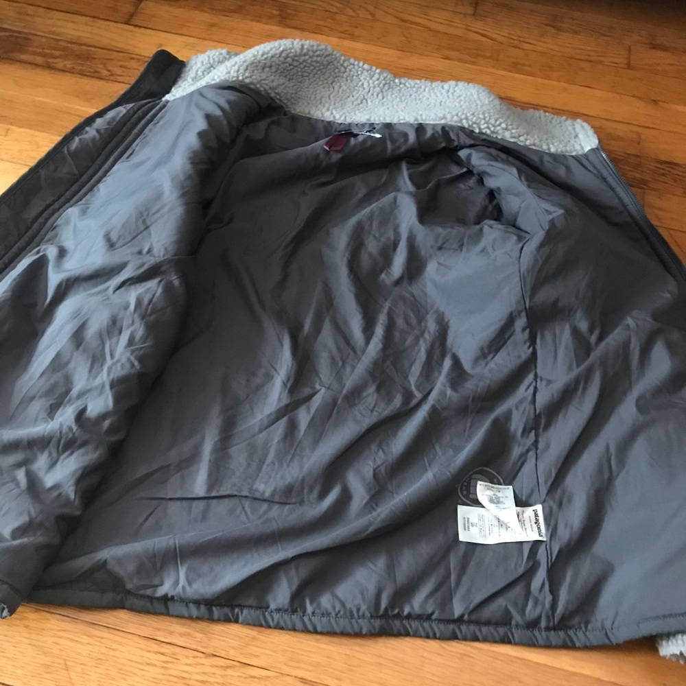 Patagonia Divided Sky jacket (size L) - Picture 3 of 5